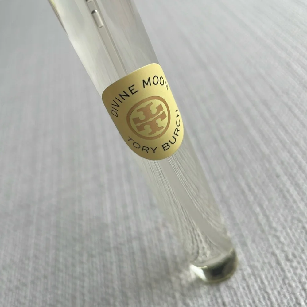 TORY BURCH Essence of Dreams Divine Moon travel fragrance